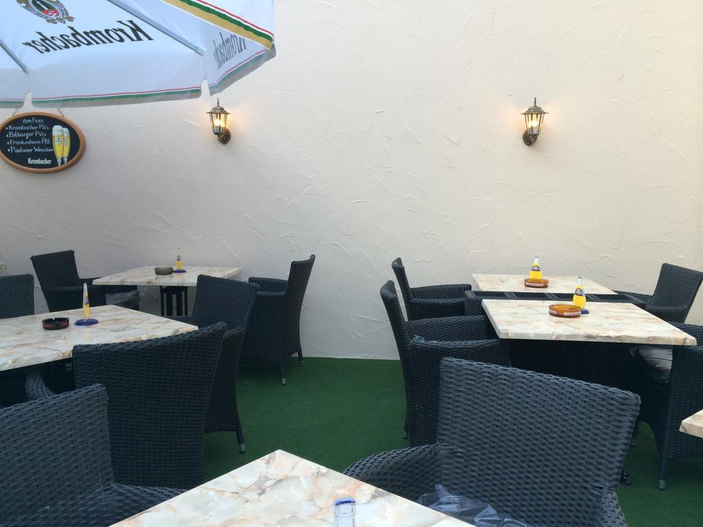 Hotel Zur Dorfschaenke คล็อตเทน ภายนอก รูปภาพ