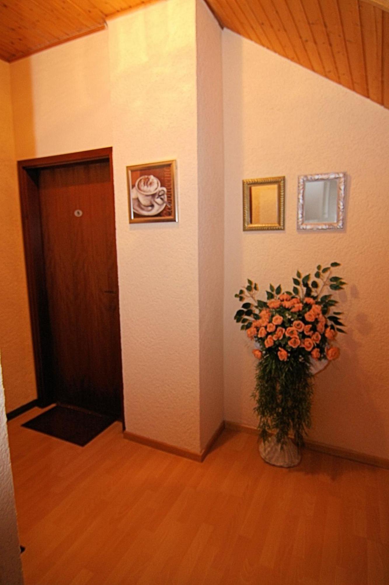 Hotel Zur Dorfschaenke คล็อตเทน ภายนอก รูปภาพ