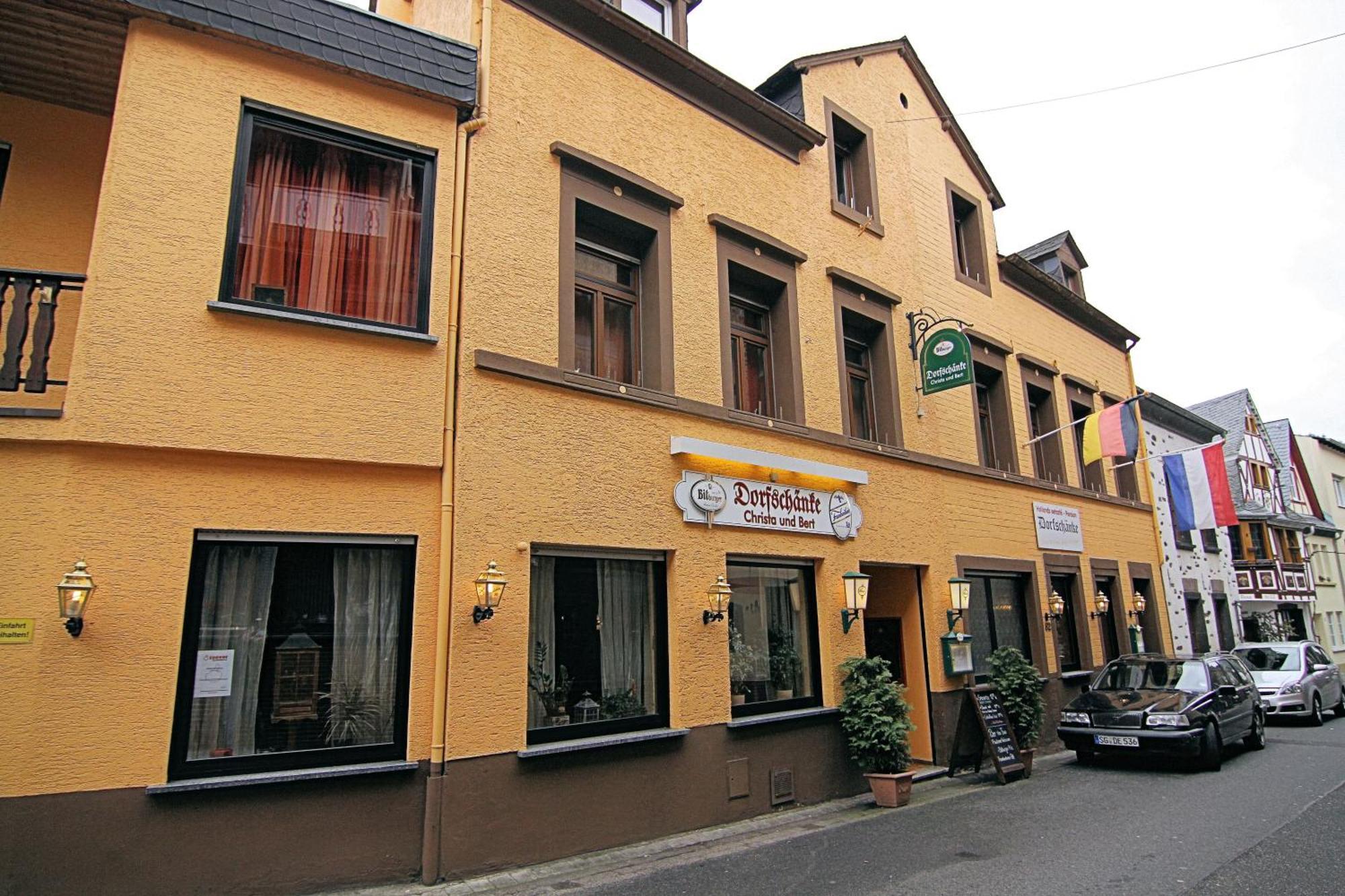 Hotel Zur Dorfschaenke คล็อตเทน ภายนอก รูปภาพ