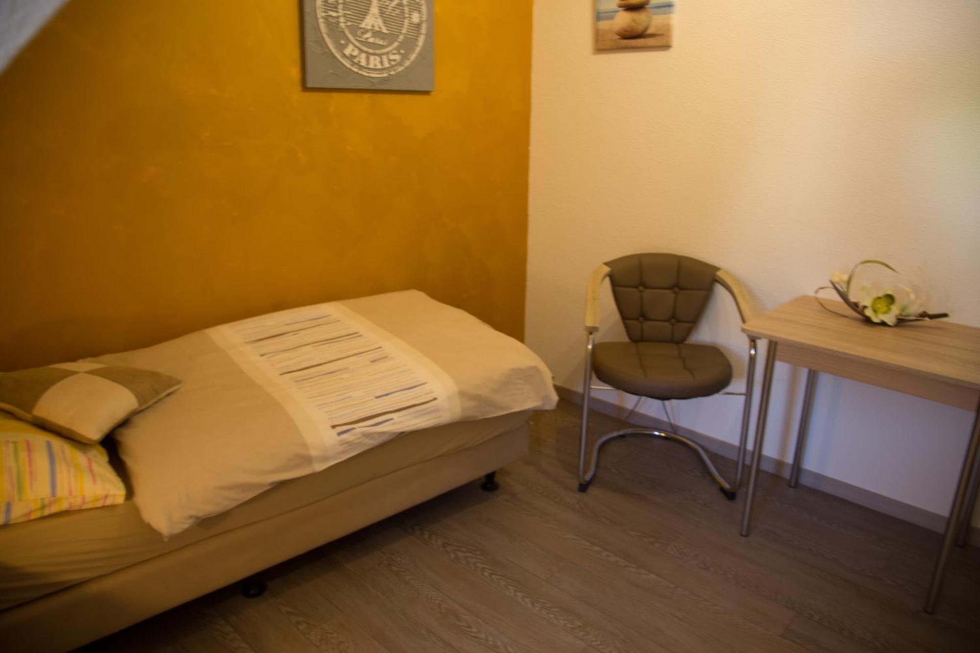 Hotel Zur Dorfschaenke คล็อตเทน ห้อง รูปภาพ